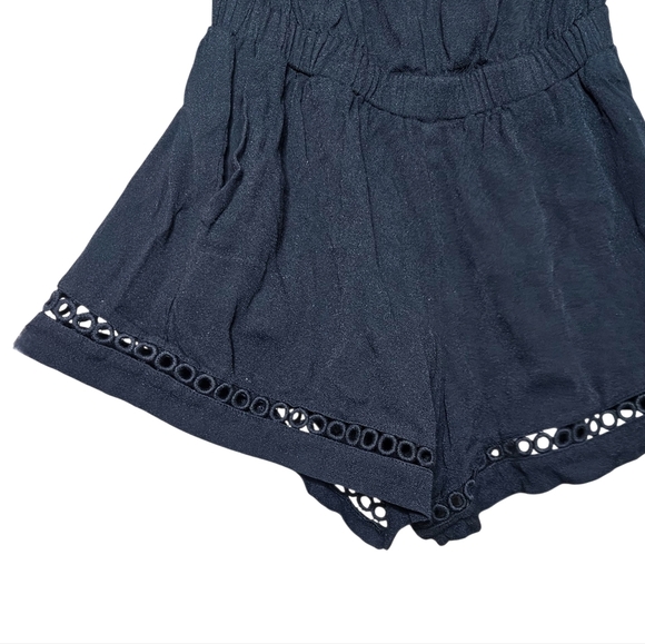Ella Moss Off Shoulder Crochet Trim Romper Shorts Elastic Waist Black sz Small - Picture 4 of 6
